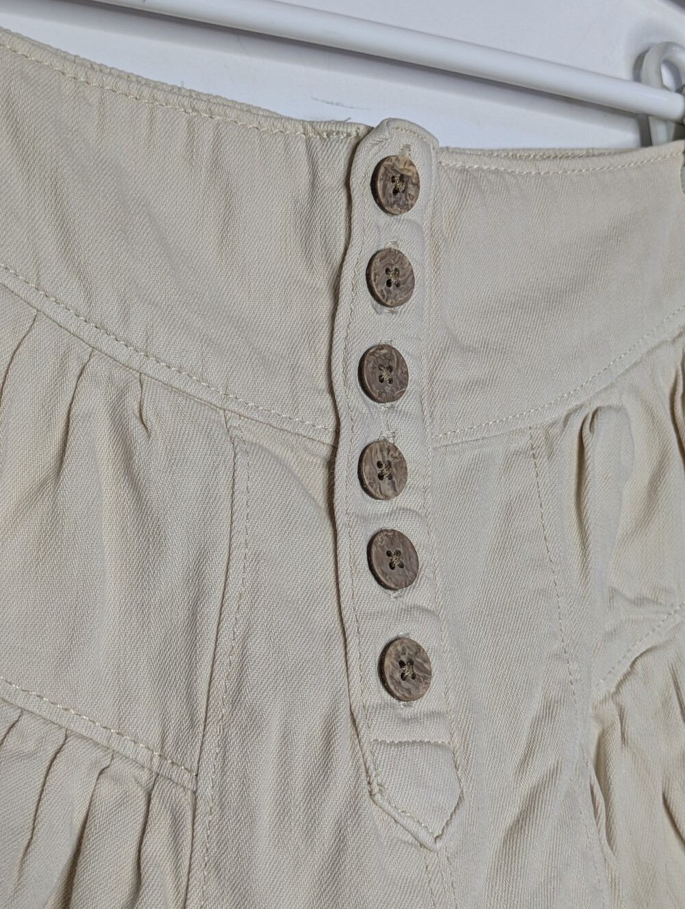 We The Free Free People Fleur Cream Cotton Button Accent Pull On Shorts XS - Picture 2 of 8